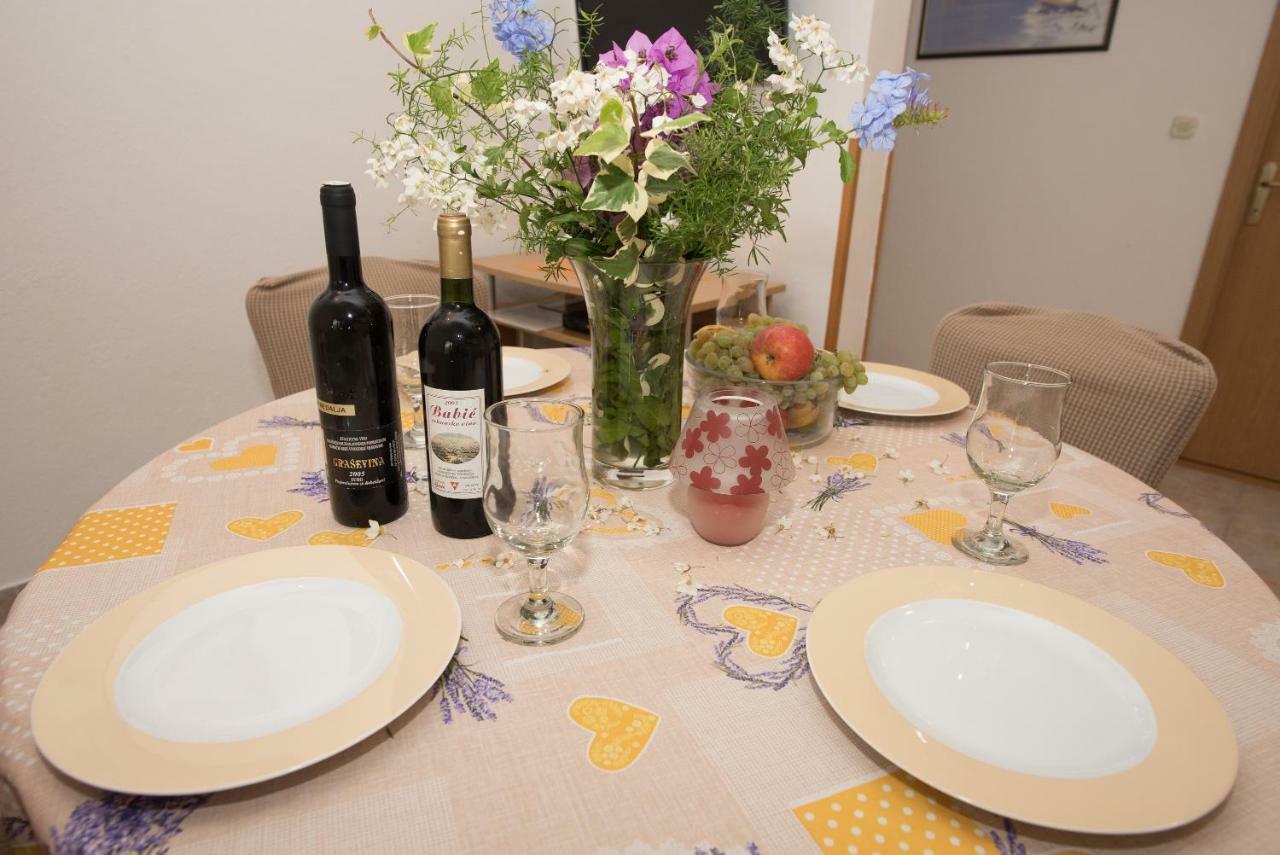 Mirjana Apartman Vodice Luaran gambar